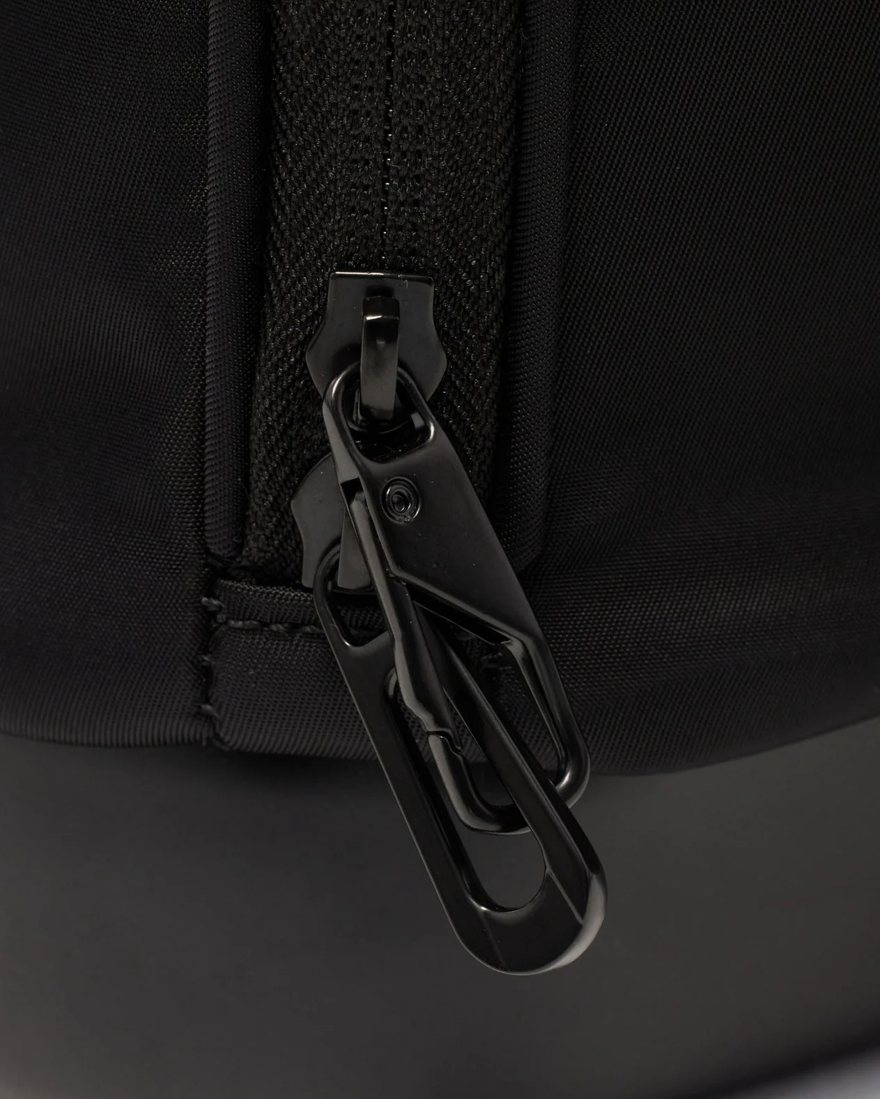 Welcome Aboard Travel Carrier in Black - Image 9