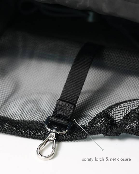 First Class Quilted Cloud Black Carrier - Image 4