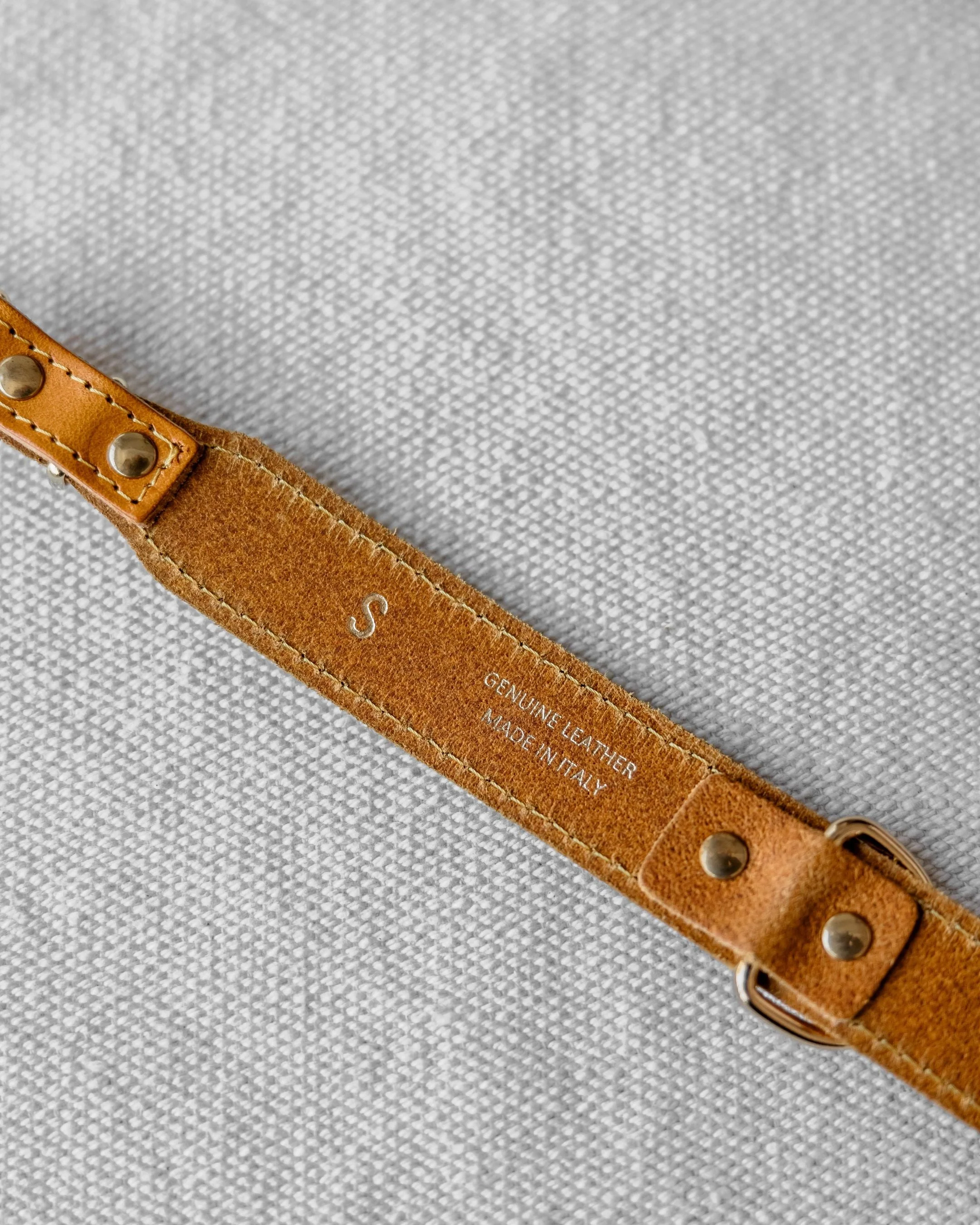 Rocco Leather Collar in Yellow - Image 7