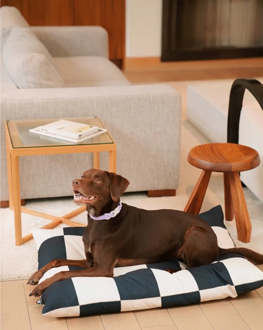 Goalgetter Black + White Check Dog Bed - Image 6