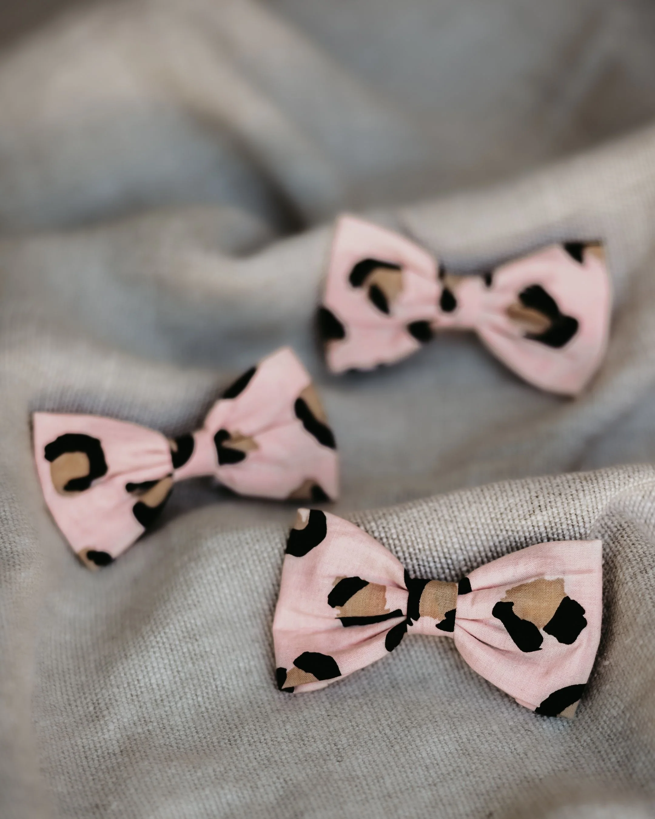 Juno Peach Leopard Dog Bow Tie - Image 3