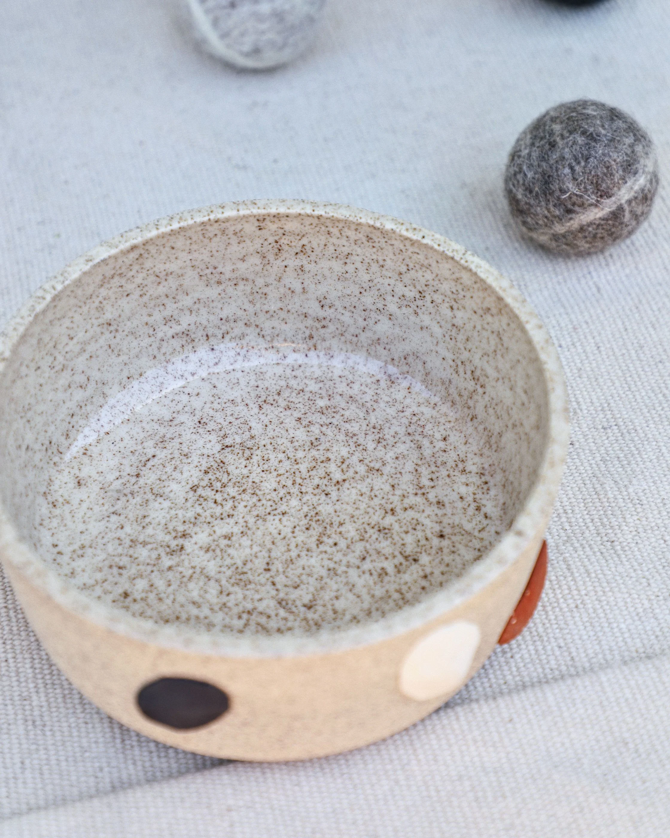Laurel Canyon Stone Handmade Dog Bowl - Image 3
