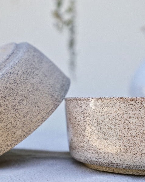 Fleck Off Speckled Handmade Dog Bowl Set - Image 2