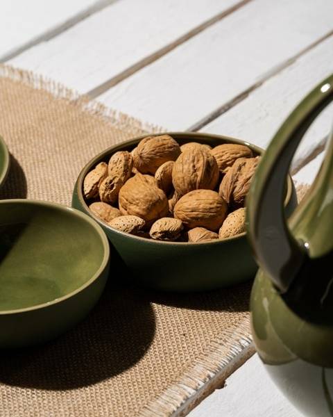 Chef's Kiss Matte Green Pet Bowl - Image 4