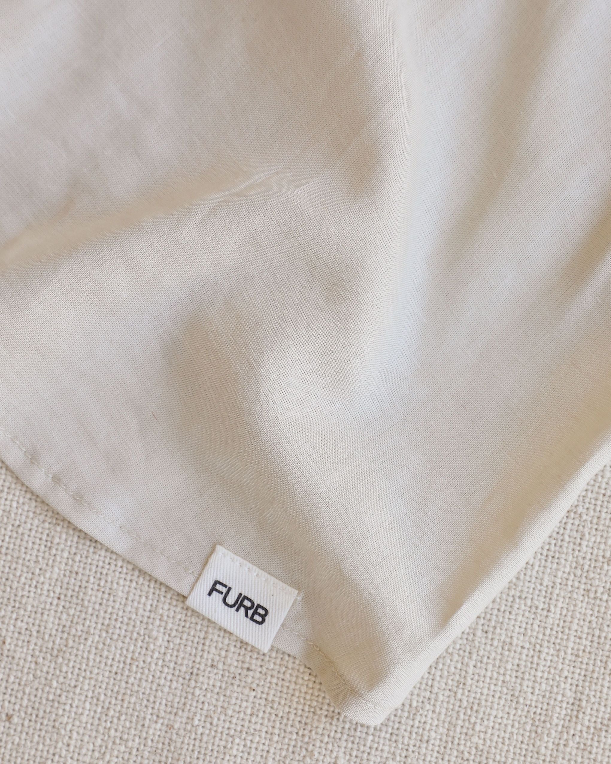 Mon Petit Oatmeal Linen Dog Blouse - Image 6