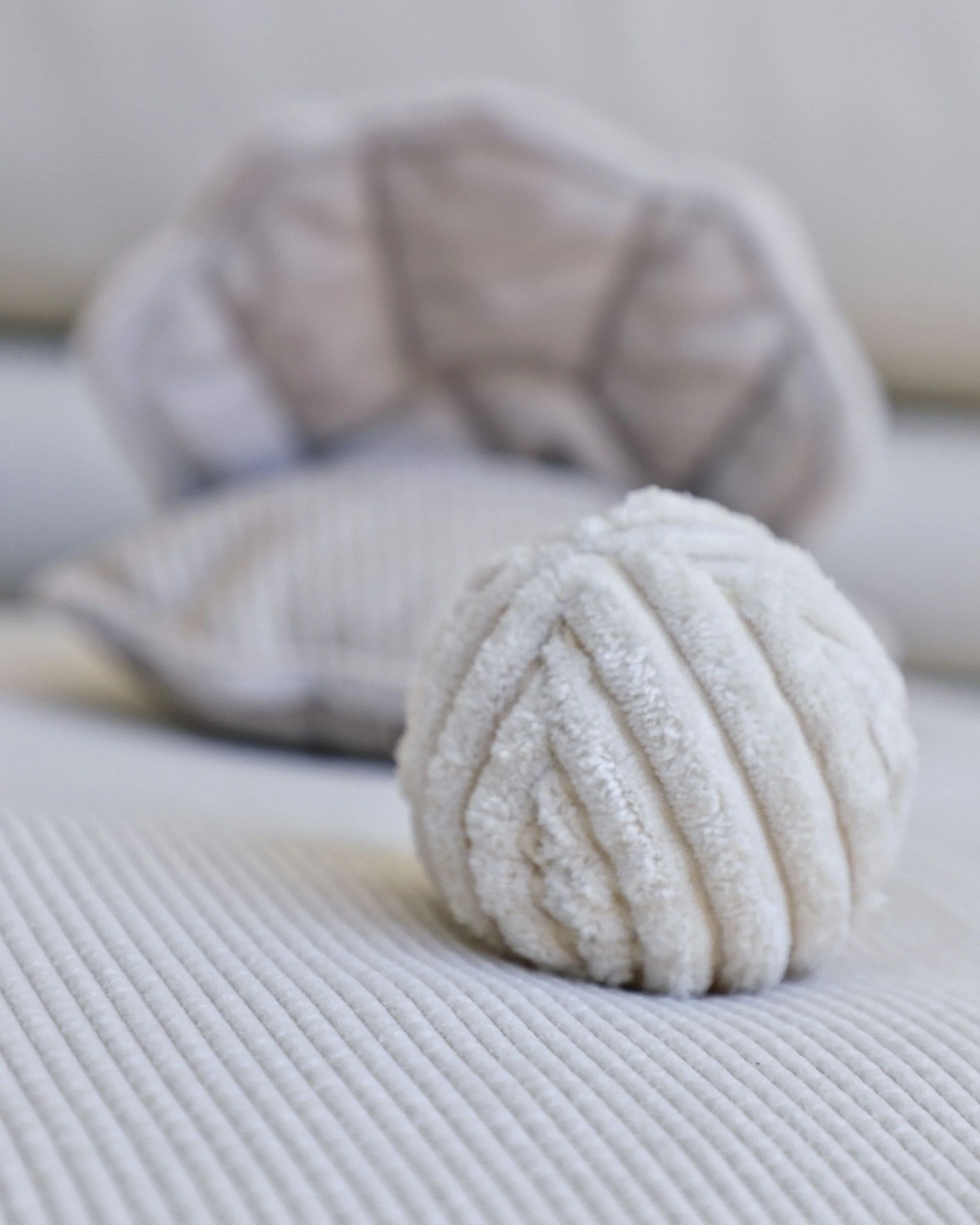 Pearl Next Door Plush Dog Toy - Image 4