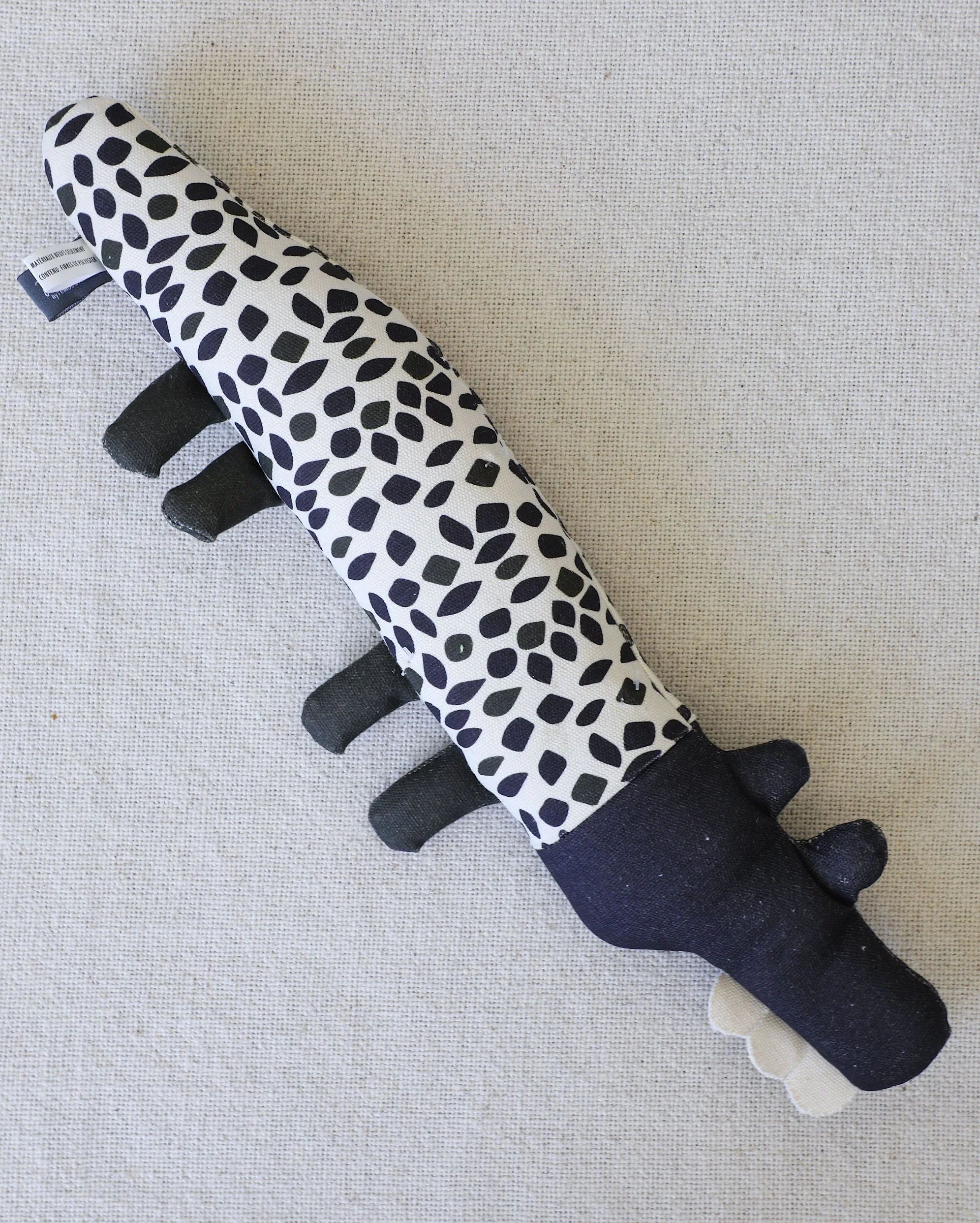 Croc My World Canvas Dog Toy - Image 3