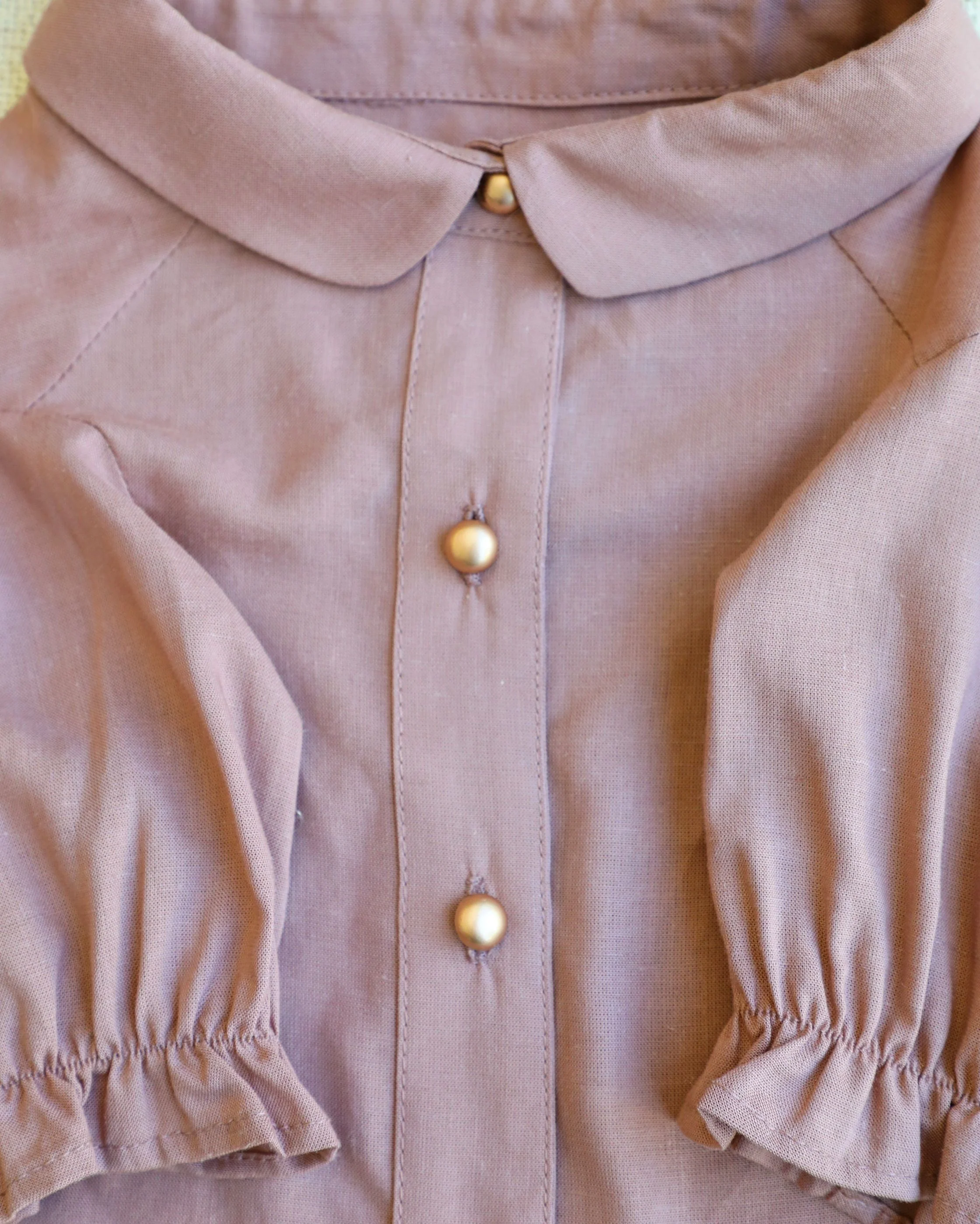 Mon Petit Rose Linen Dog Blouse - Image 3