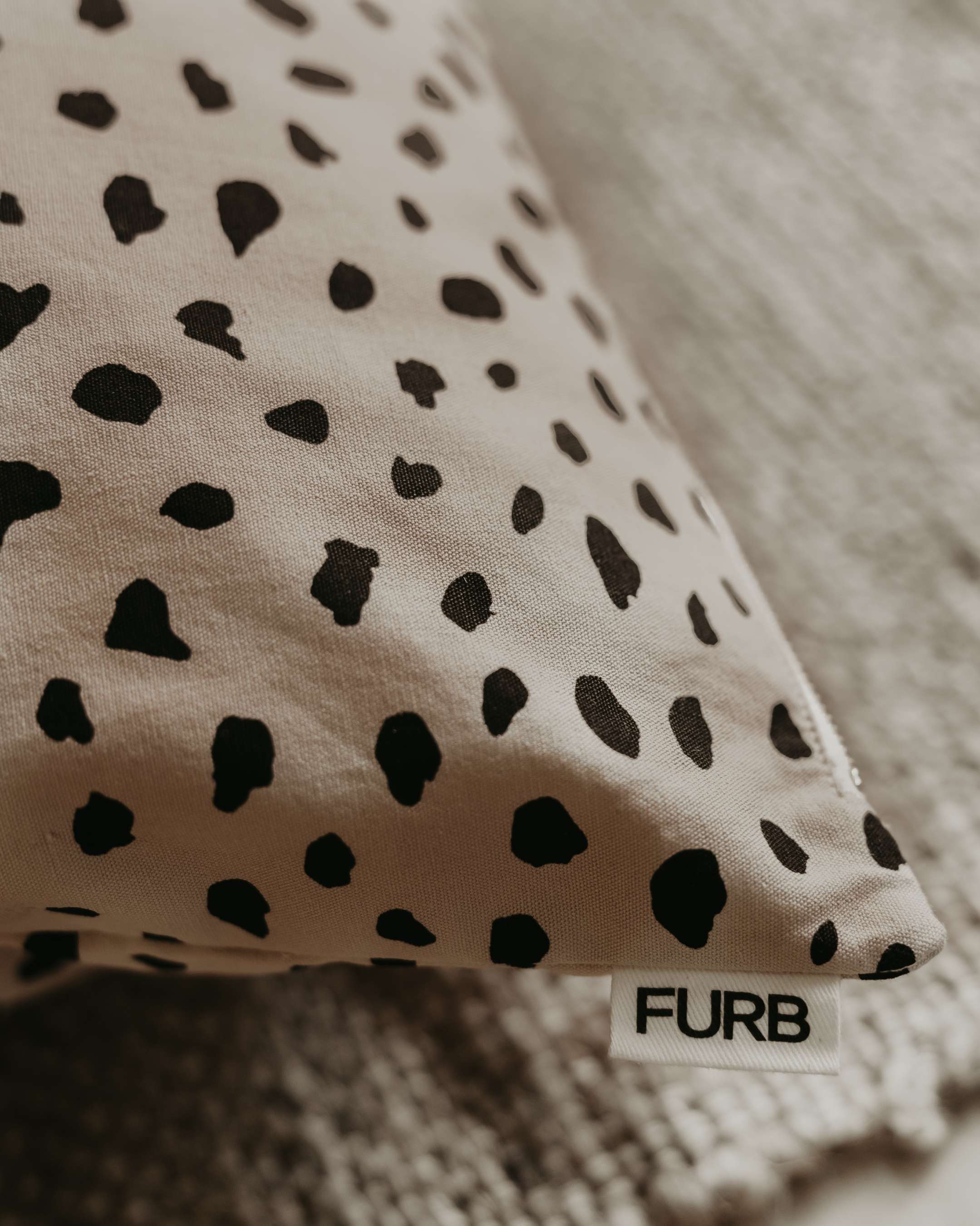 Apollo Dot Print Dog Bed - Image 6