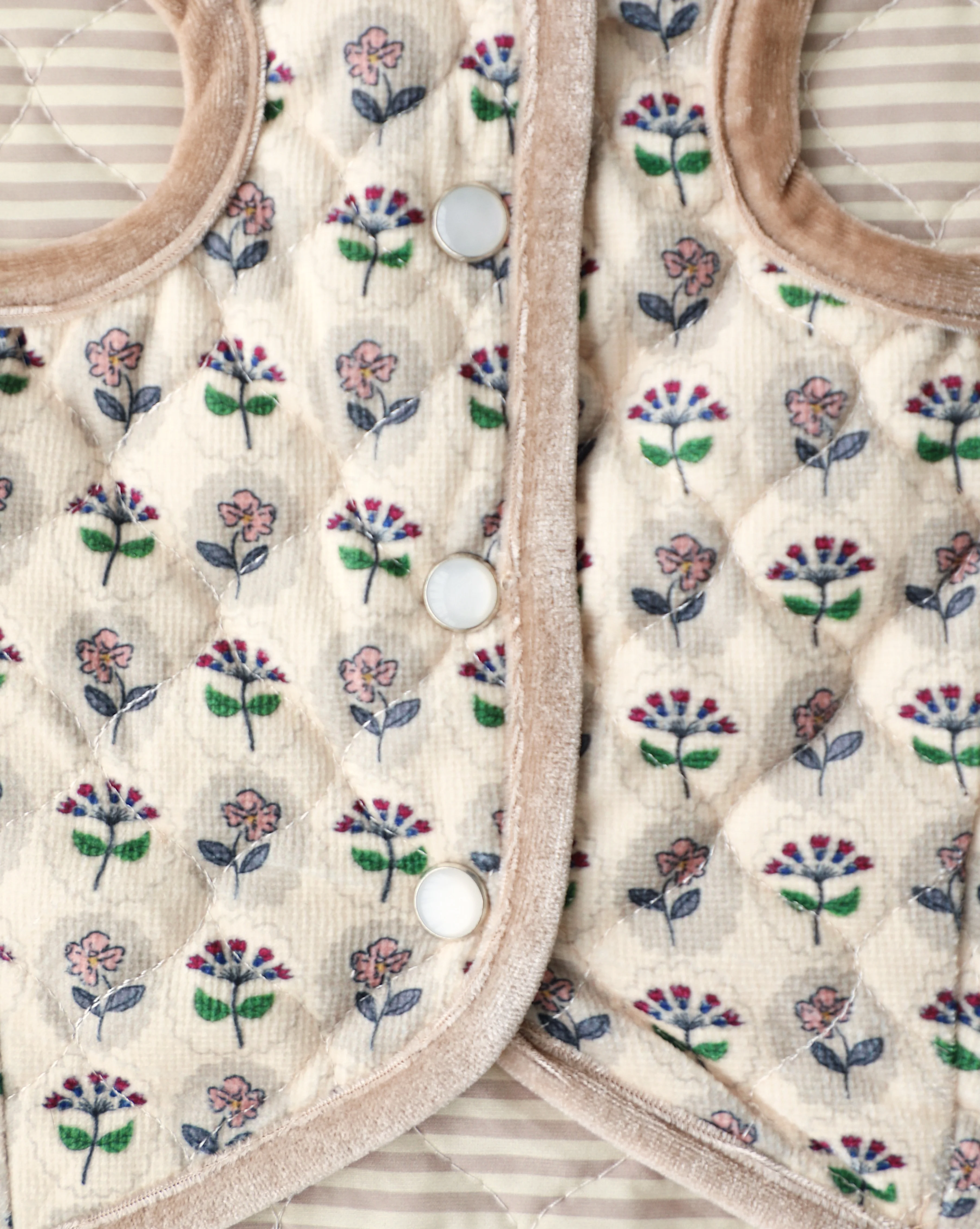 Fur-get Me Not Floral Quilted Dog Vest - Image 4