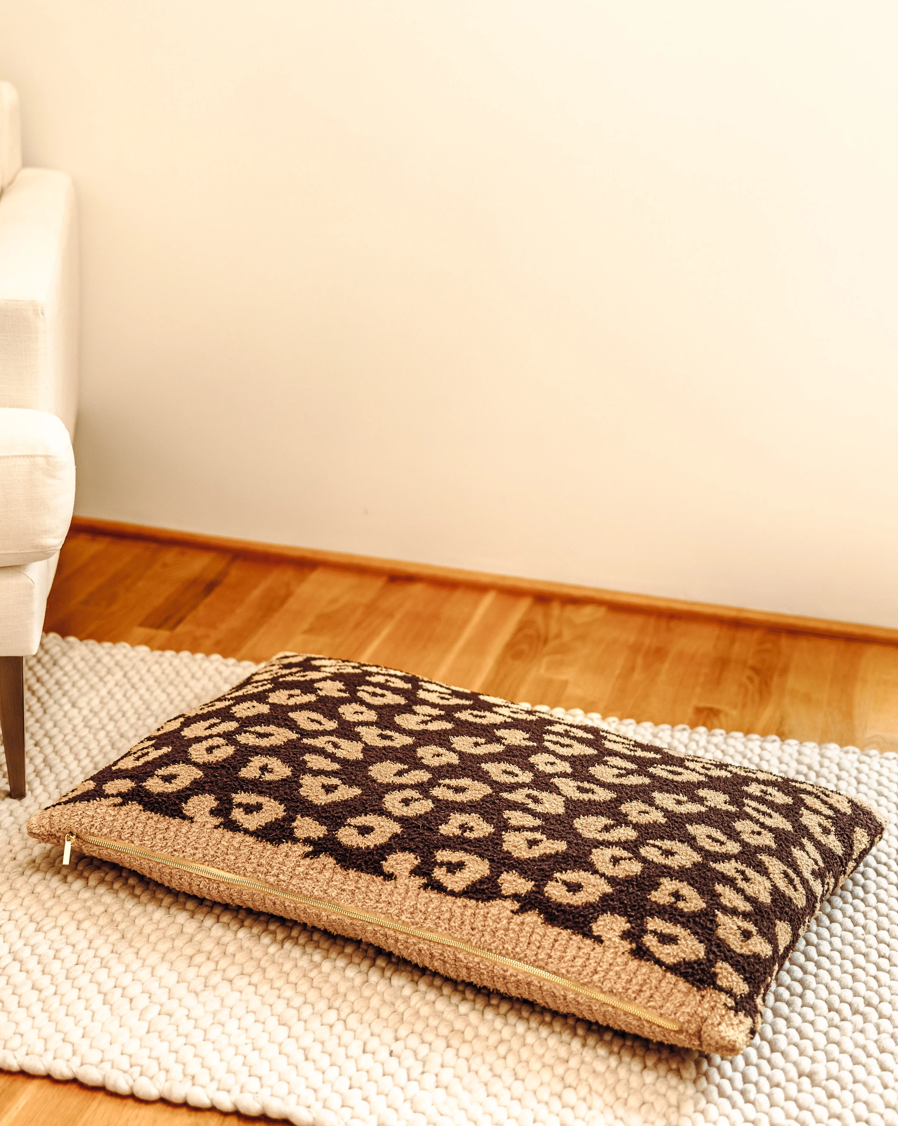 Snuggle Knit Brown Leopard Dog Mat