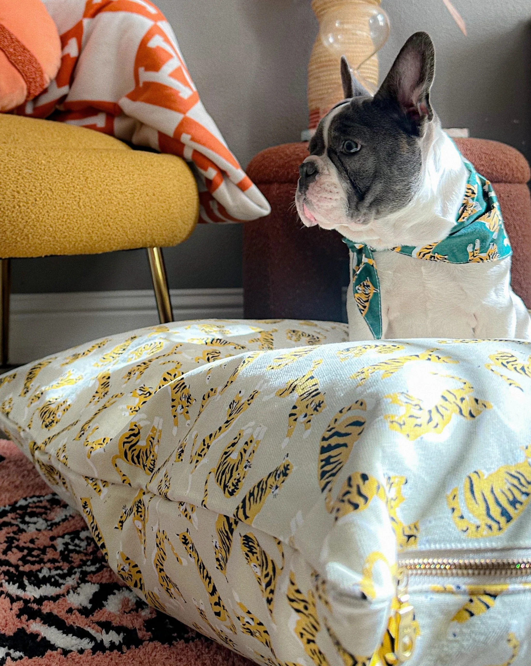 El Tigre Taupe Dog Bed, Cover Only - Image 7