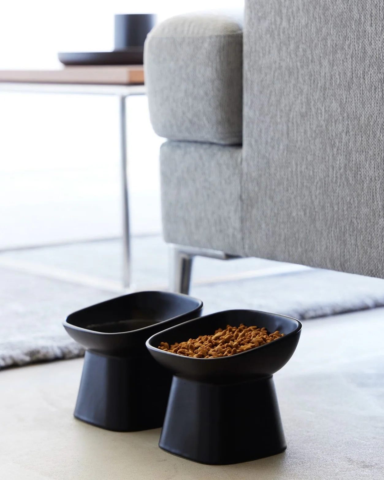 Café Canine Black Tilted Dog Bowl - Image 2