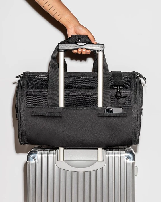 Wild One Travel Carrier Black - Image 4
