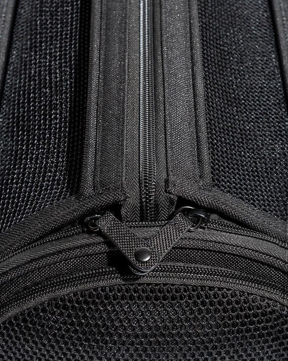 Wild One Travel Carrier Black - Image 5