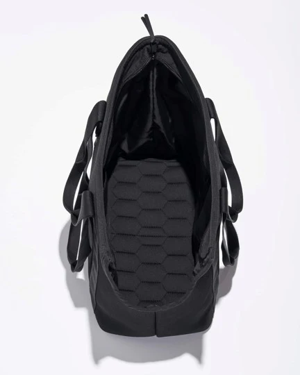 Wild One Black Dog Carrier - Image 2