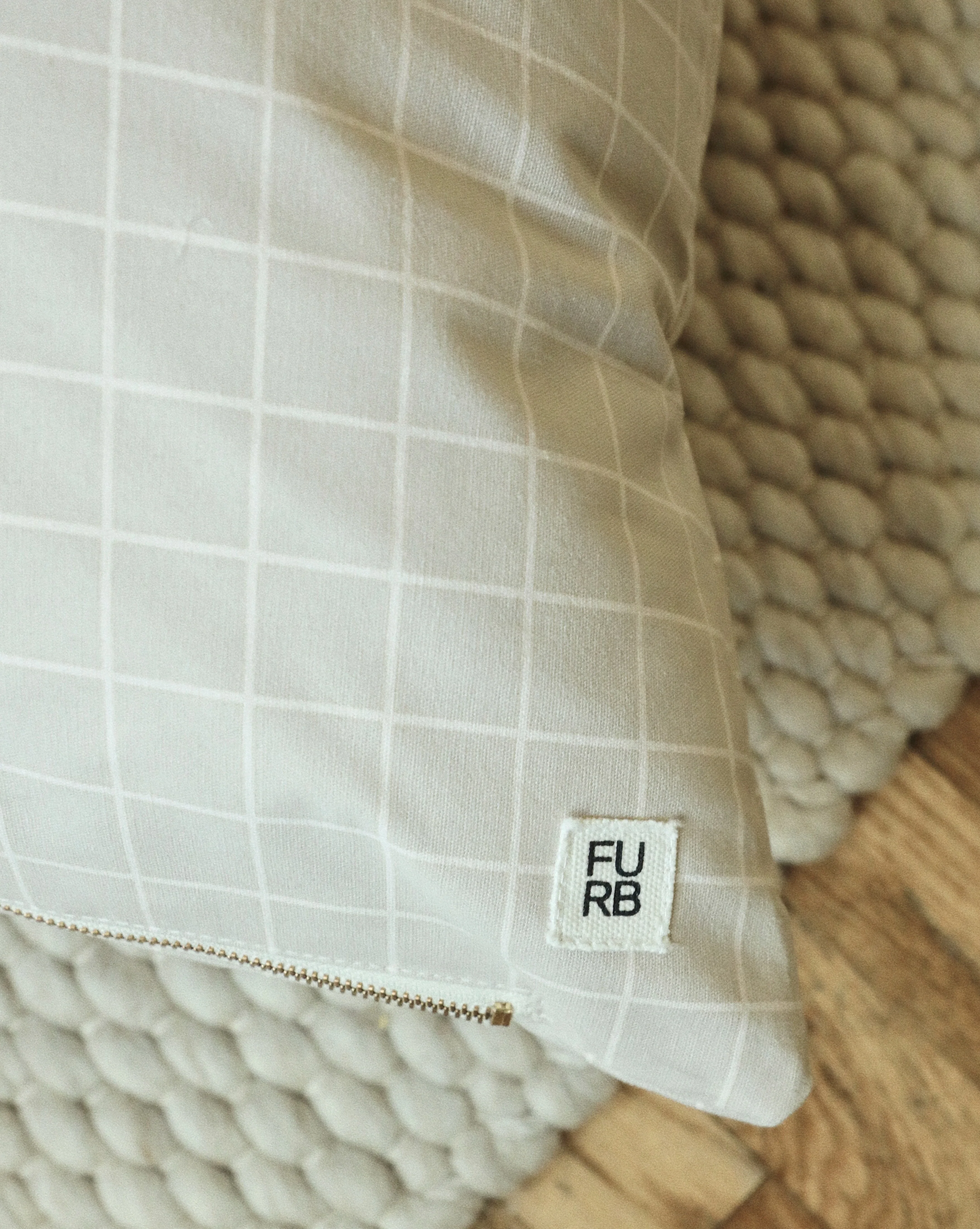 Hampton Tan Windowpane Dog Bed - Image 4