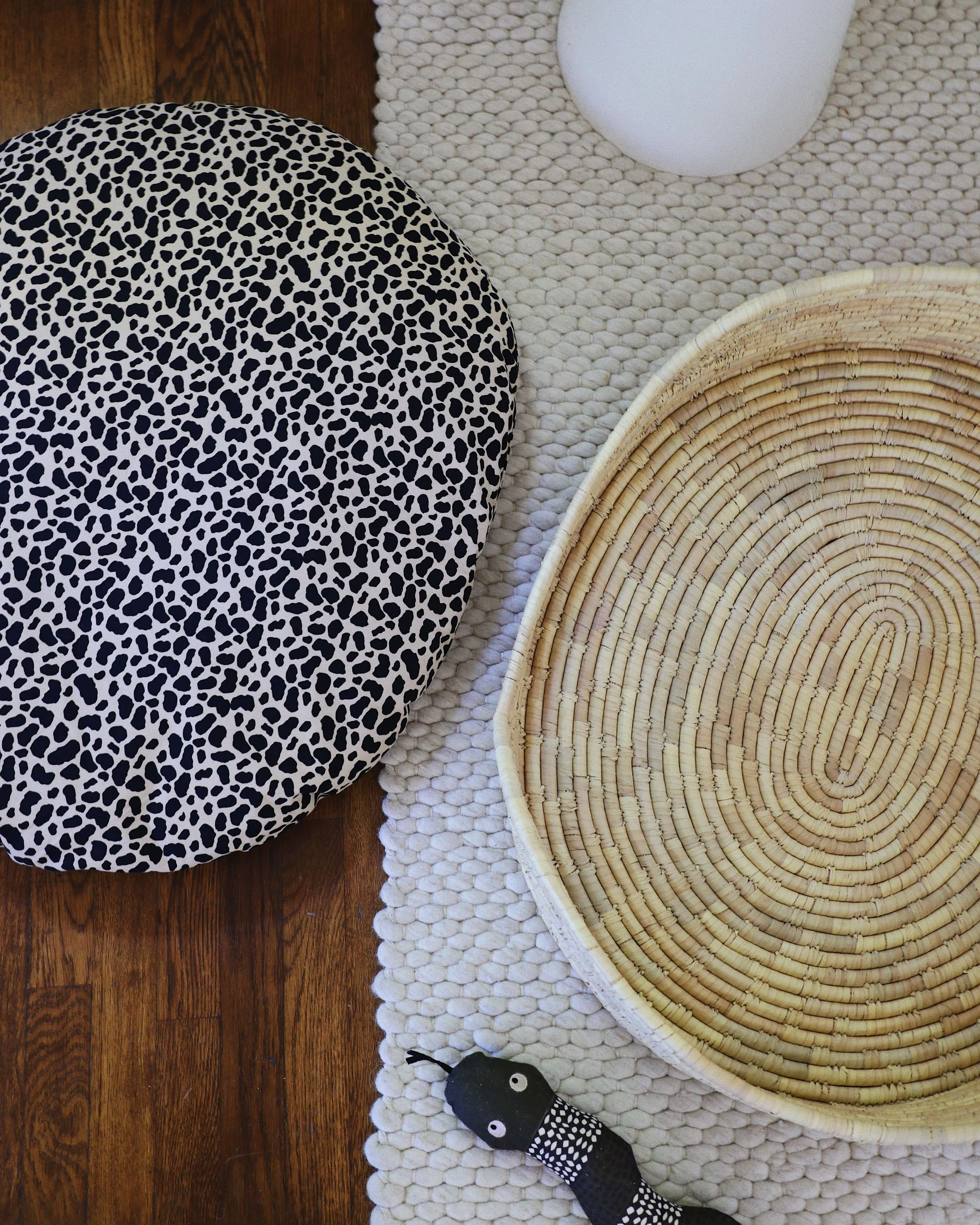 Mangrove Woven Palm Basket Bed - Image 6