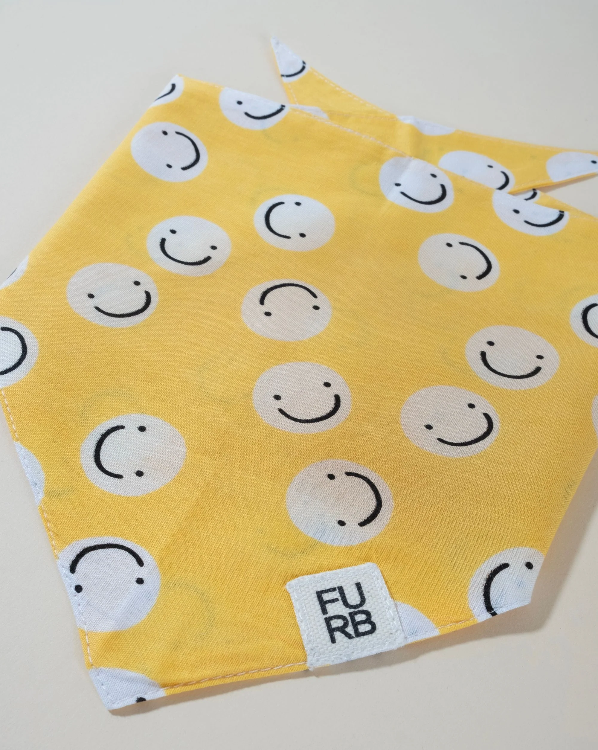 Stella Smiley Face Yellow Bandana - Image 6